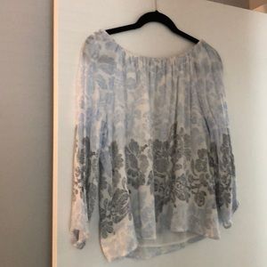 Off The Shoulder Floral loft Blouse